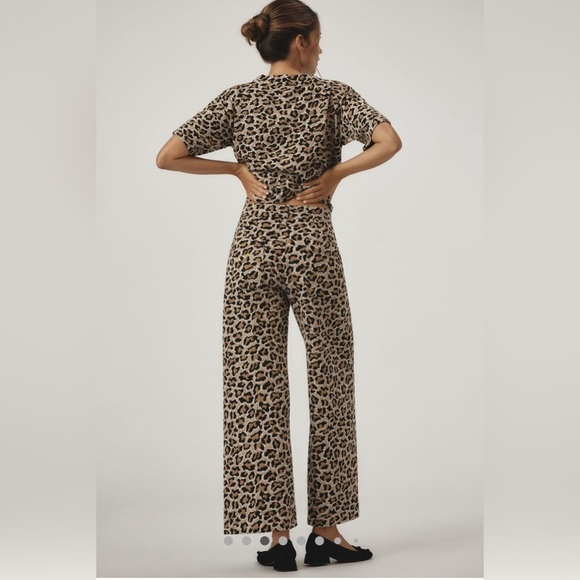 Anthropologie’s Mauve The Ettie high-rise wide leg crop pant in leopard - Picture 3 of 7